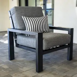 01_2x4 Elite Casual Seating