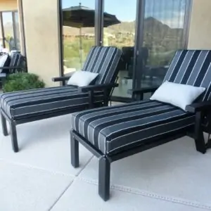 01_Signature Poolside