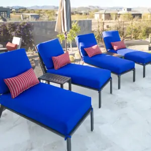 02_2x1 Elite Poolside