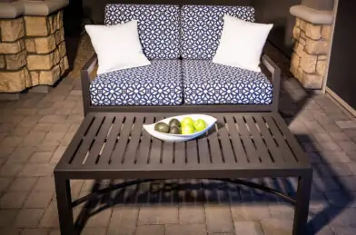 02_2x2 Elite Casual Seating