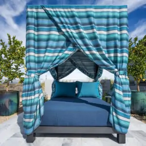 02_Rectangle Canopy Bed