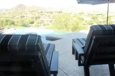 02_Signature Poolside