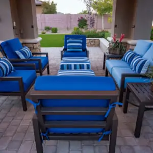 03_2x2 Elite Casual Seating