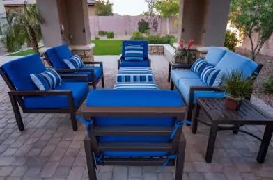 03_2x2 Elite Casual Seating