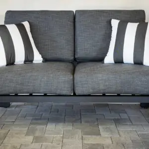 03_2x4 Elite Casual Seating