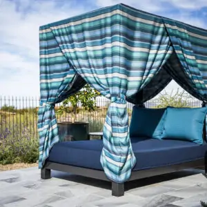 03_Rectangle Canopy Bed