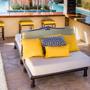 07_GC Poolside
