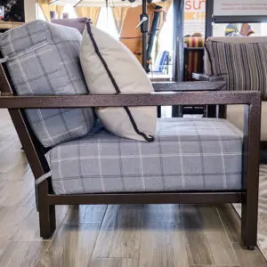09_Signature Casual Seating